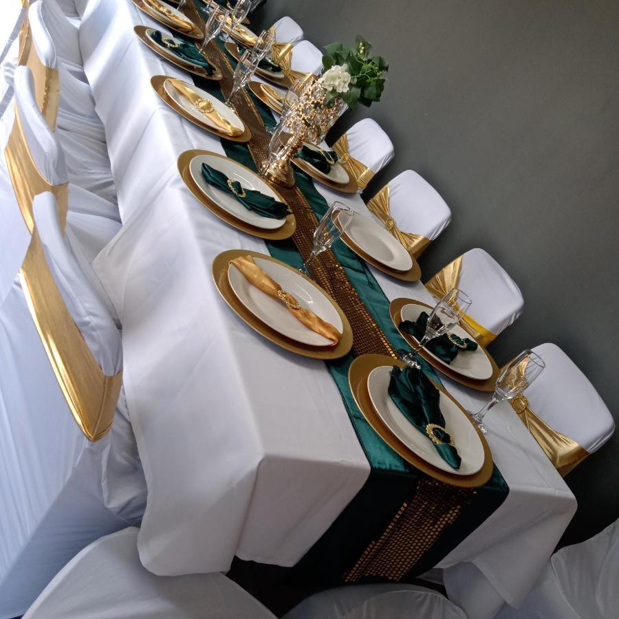 Suits Guest House & Bar Carletonville Екстериор снимка